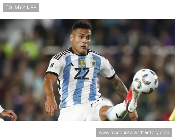 豪门对劳塔罗持续关注,阿根廷前锋本赛季表现稳健