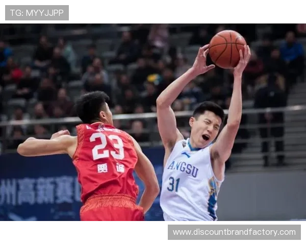 卡里姆·阿布杜尔-贾巴尔盖帽效率领先内线对手彰显防守统治力